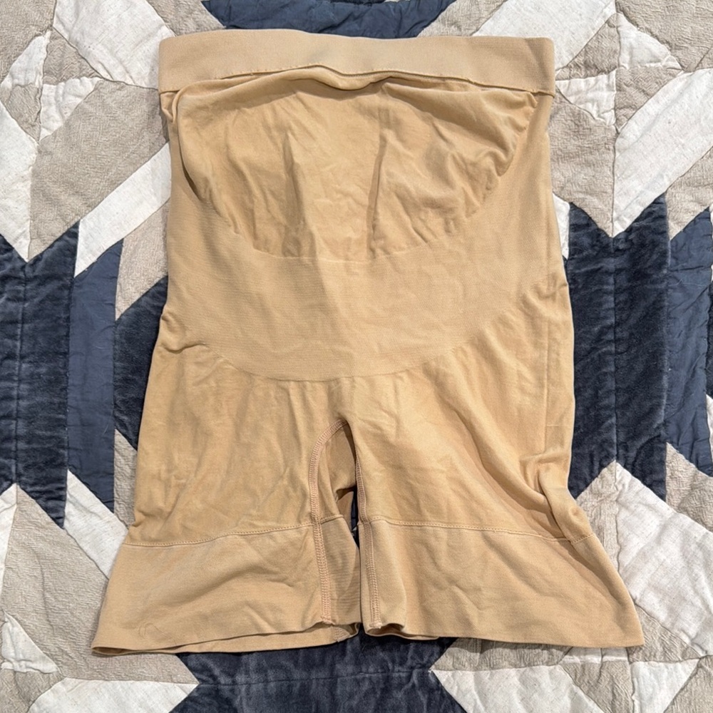 MATERNITY Seamless Tan Shapewear BELLY and Shorts